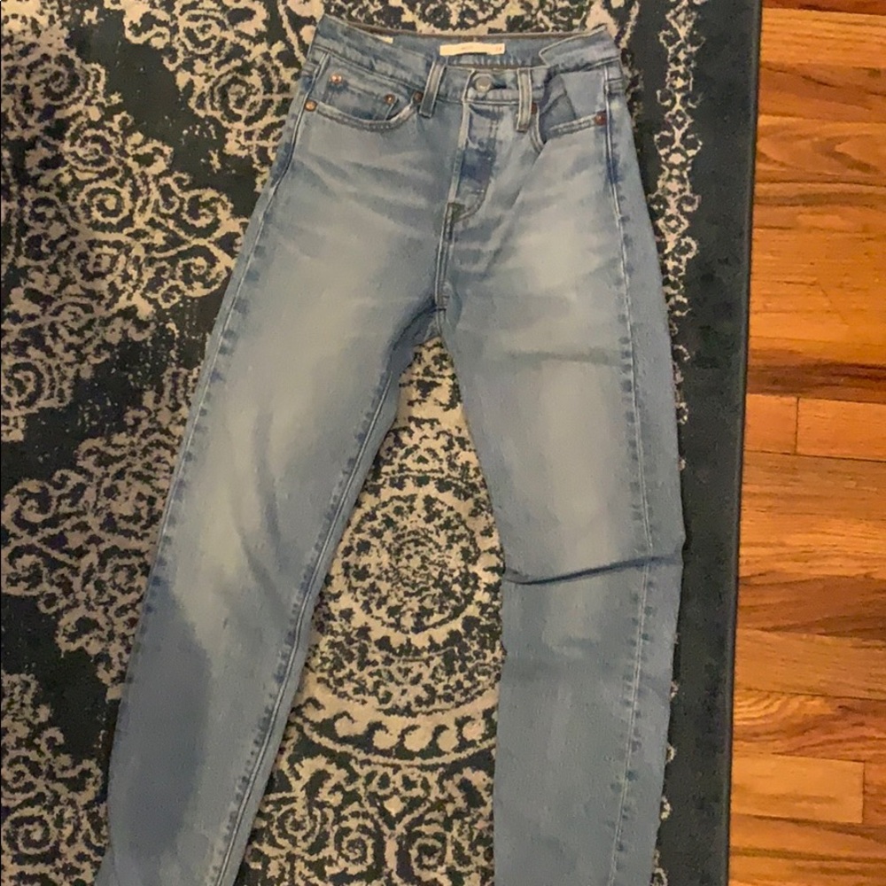 Levi’s Wedgie Jeans, light blue, size 24
